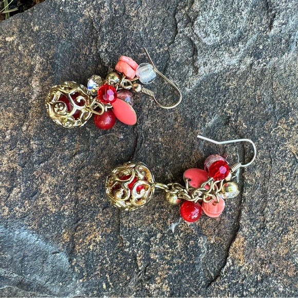 Vintage 🖤 Boho Gold Tone & Peach Cluster Earrings Dangle Drop Rhinestone Orange - Picture 3 of 8